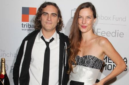 Joaquin dated South African model&nbsp;Topaz Page-Green&nbsp;from 2001 to 2005.